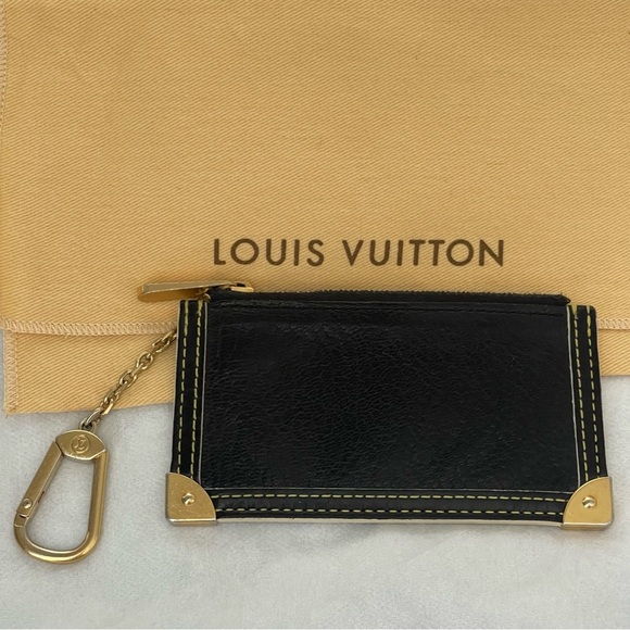 LOUIS VUITTON Black Suhali Leather Key Pouch - Picture 3 of 9